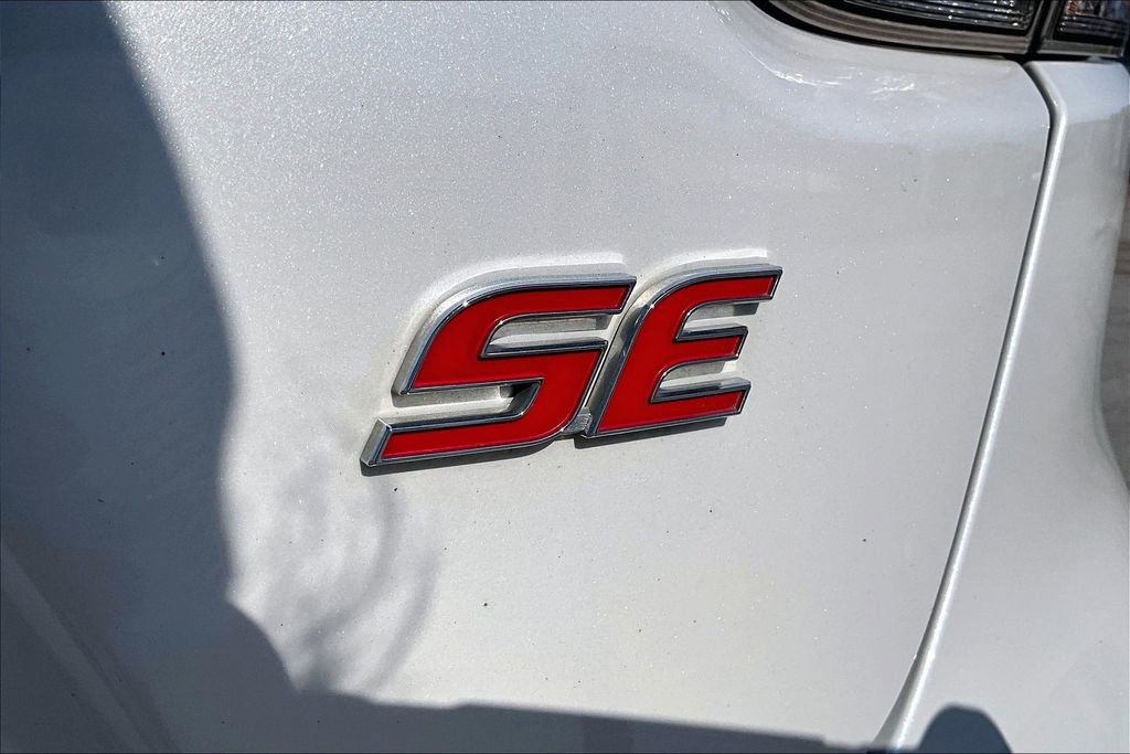 Used 2024 Toyota Corolla SE image 24