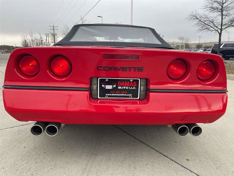 Used 1990 Chevrolet Corvette Convertible RWD image 27