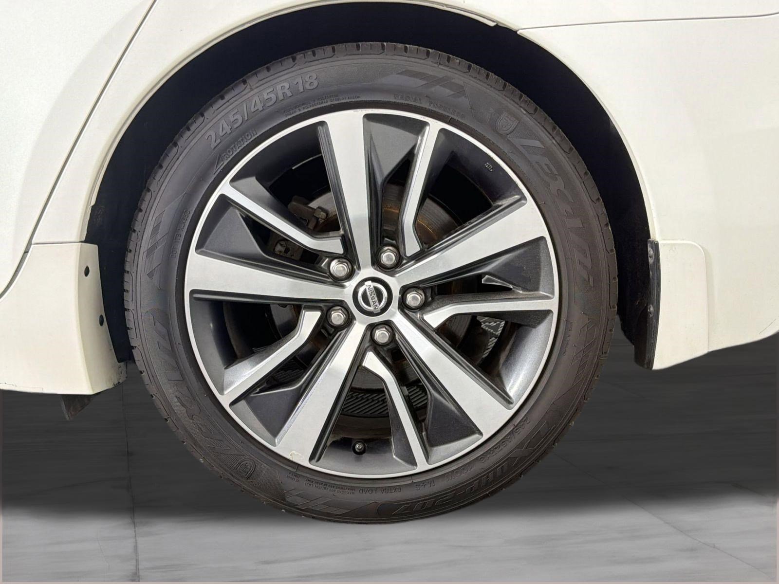 Used 2019 Nissan Maxima 3.5 SL w/ Floor Mat Group FWD image 12