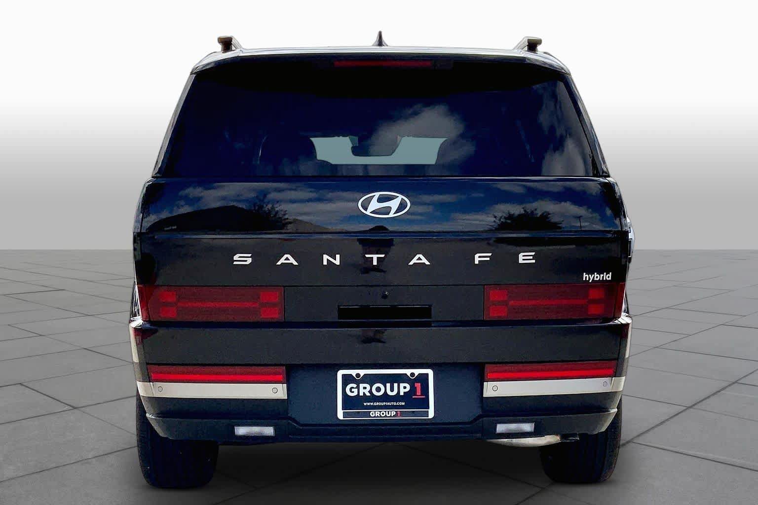 New 2027 Hyundai Santa Fe Limited FWD image 4