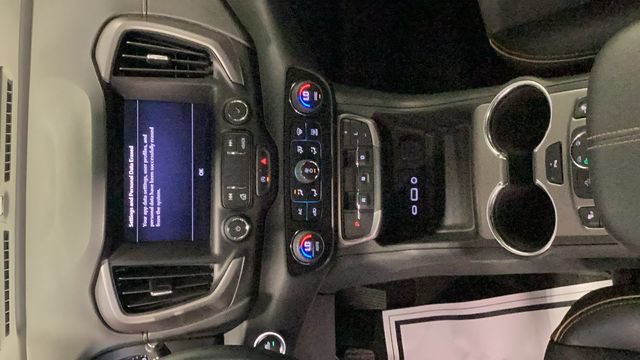 Used 2023 GMC Terrain AT4 w/ Tech Package AWD/4WD image 17