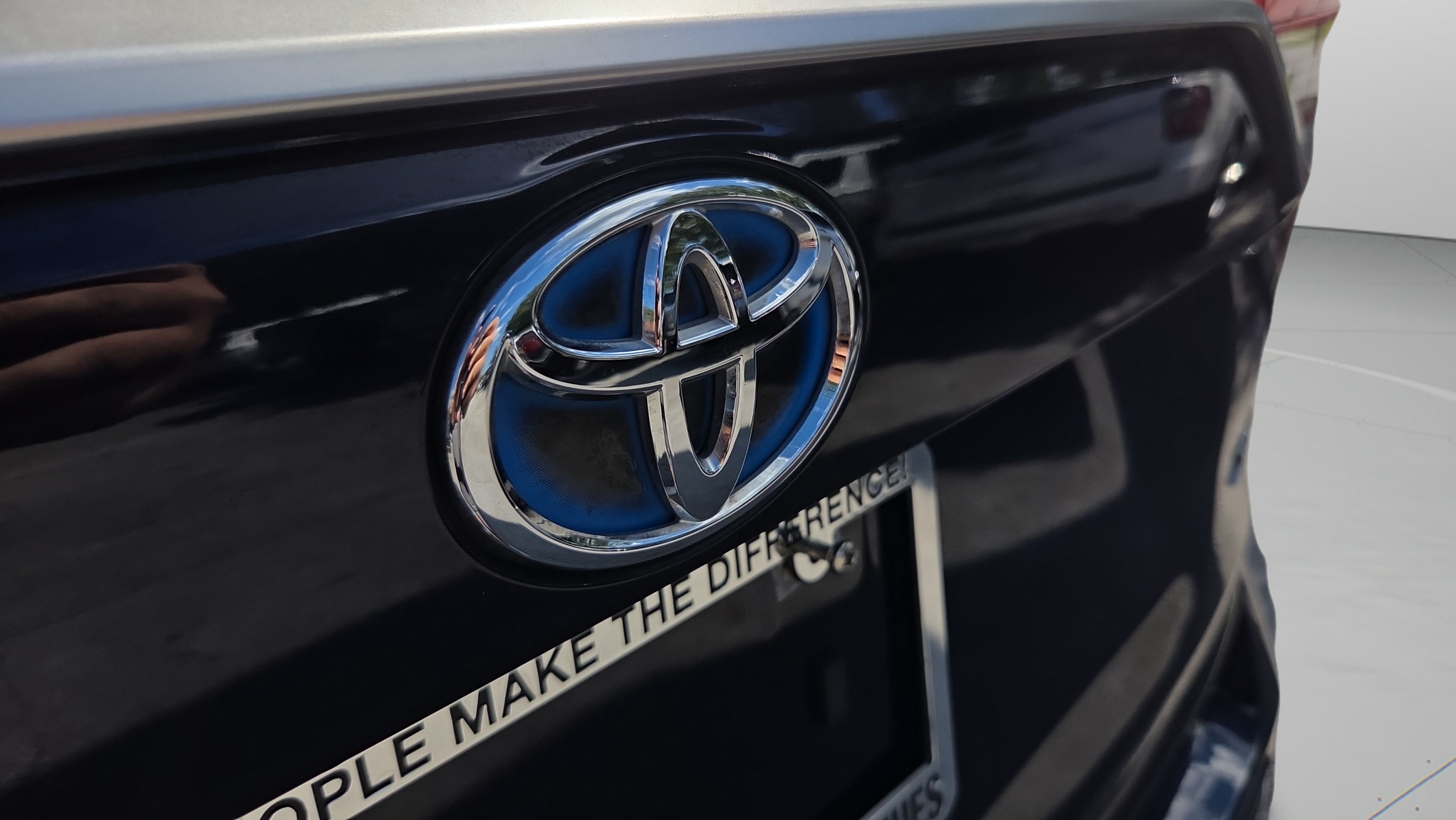 Used 2022 Toyota RAV4 XSE w/ Weather Package AWD/4WD image 15