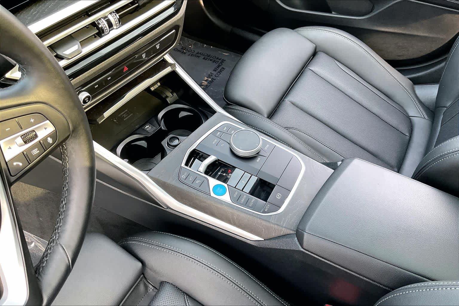 Used 2024 BMW i4 eDrive40 w/ Premium Package RWD image 16