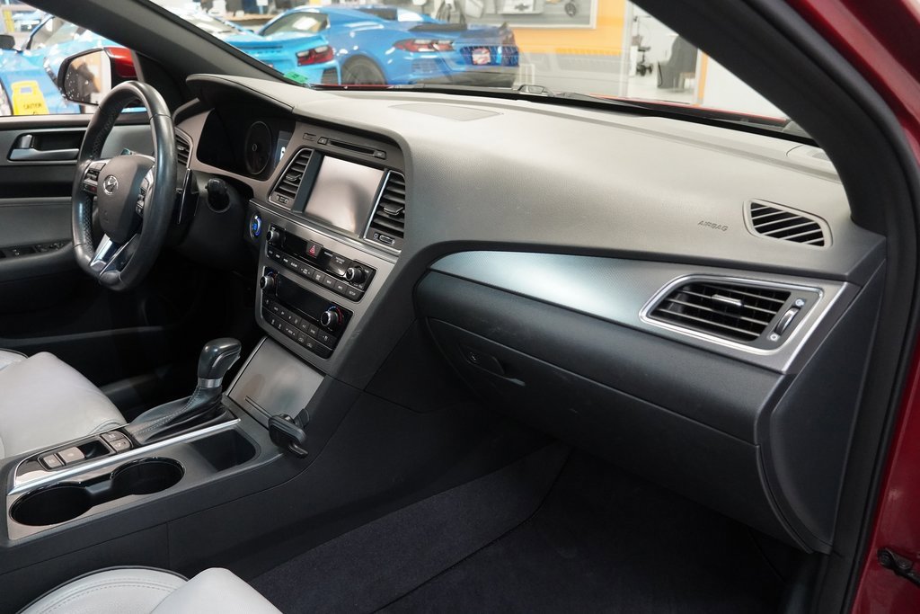 Used 2015 Hyundai Sonata Limited 2.0T image 23