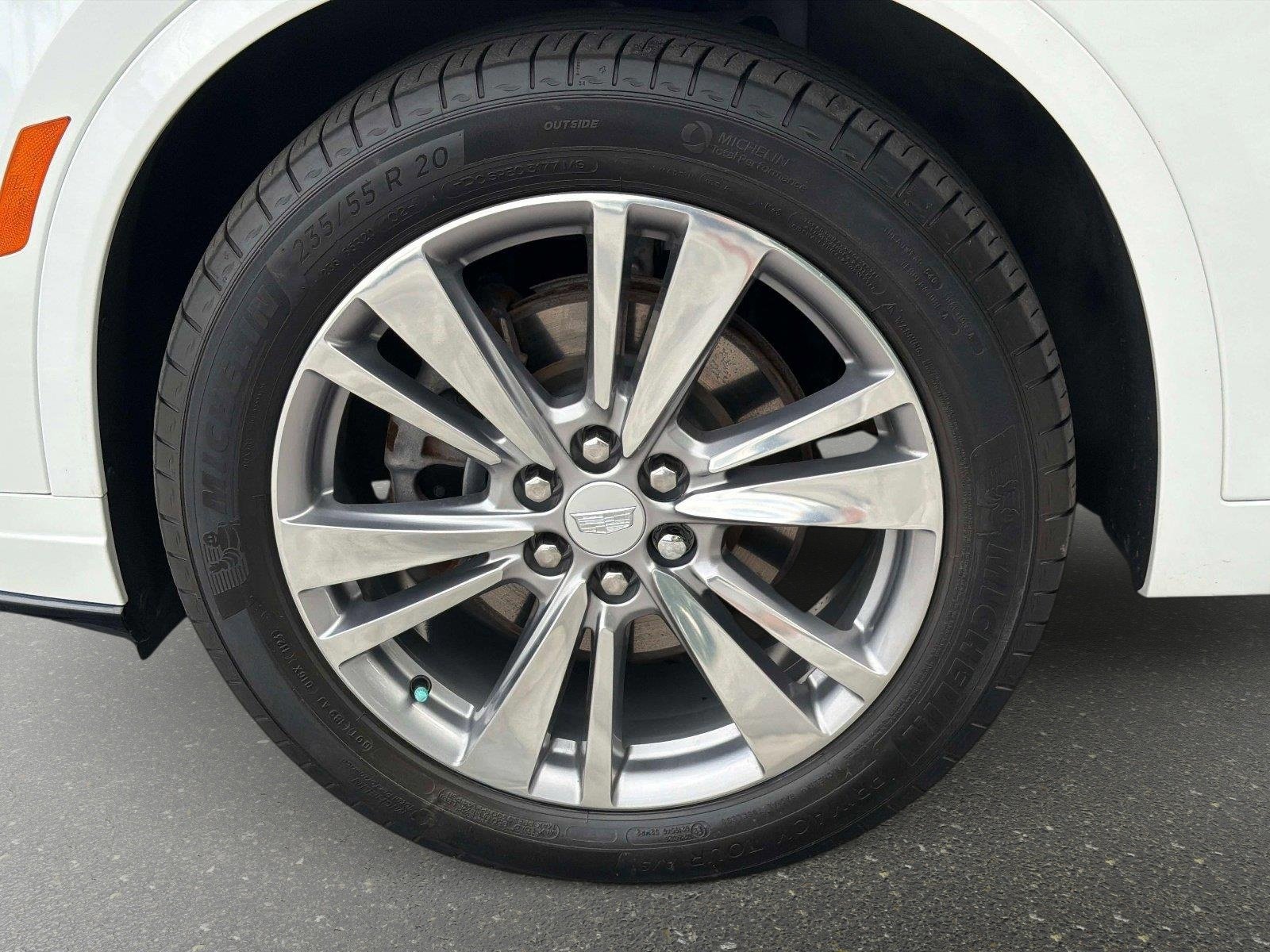 Used 2024 Cadillac XT6 Premium Luxury AWD/4WD image 19