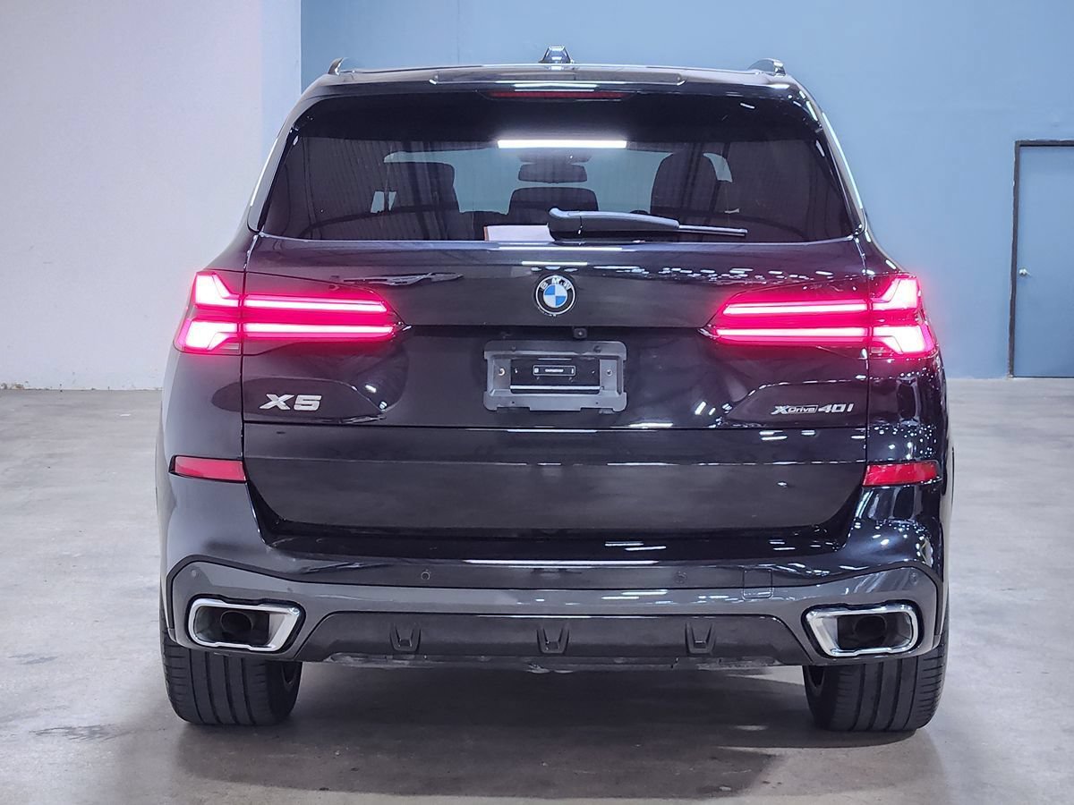 Used 2024 BMW X5 xDrive40i w/ M Sport Package AWD/4WD image 10