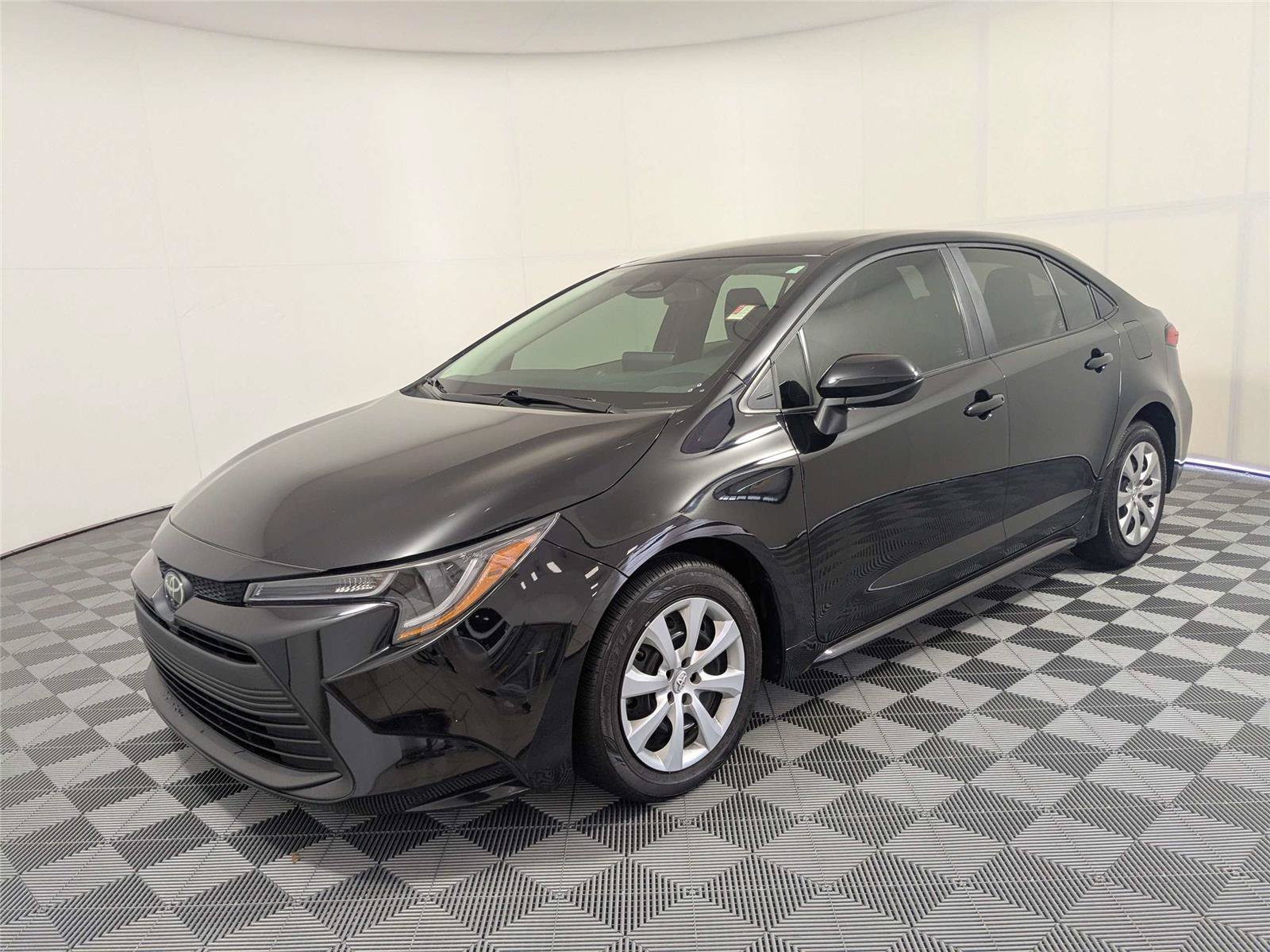 Certified 2023 Toyota Corolla LE FWD video 2