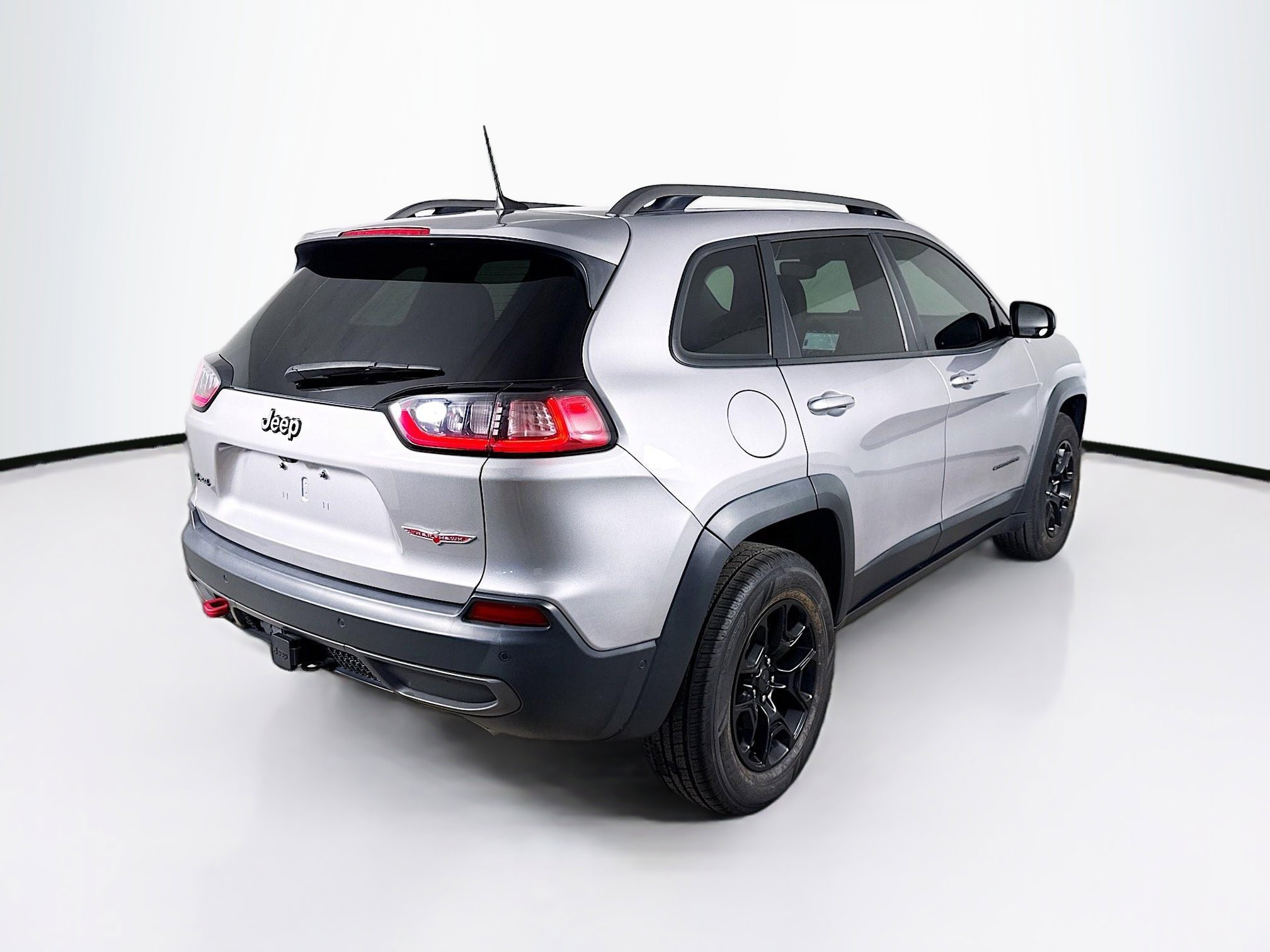 Used 2019 Jeep Cherokee Trailhawk AWD/4WD image 32