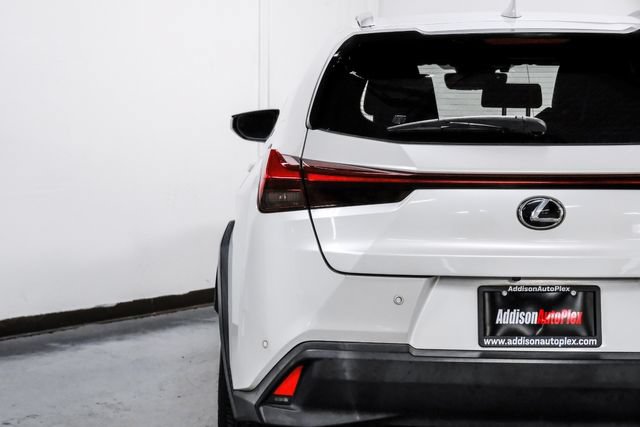 Used 2019 Lexus UX 200 w/ Premium Package FWD image 58
