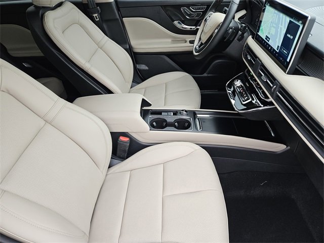 New 2026 Lincoln Corsair Premiere image 13