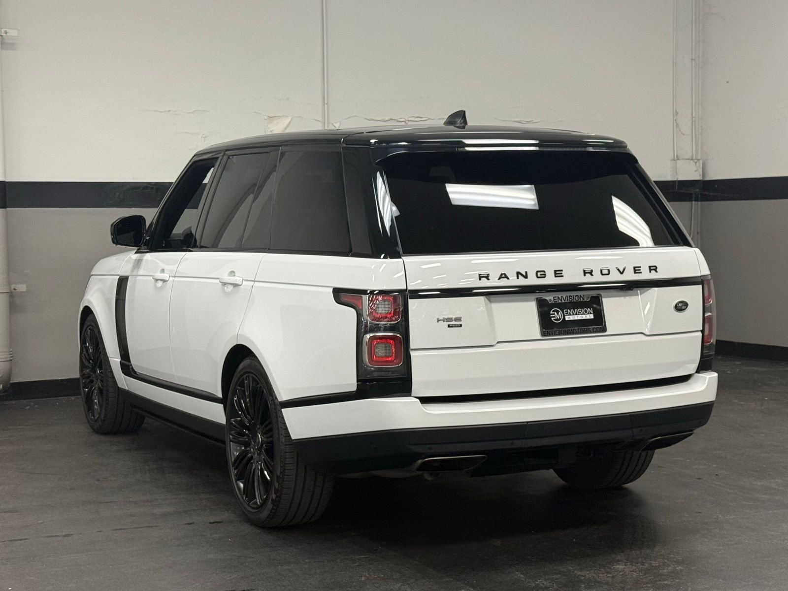 Used 2021 Land Rover Range Rover Westminster Edition image 8