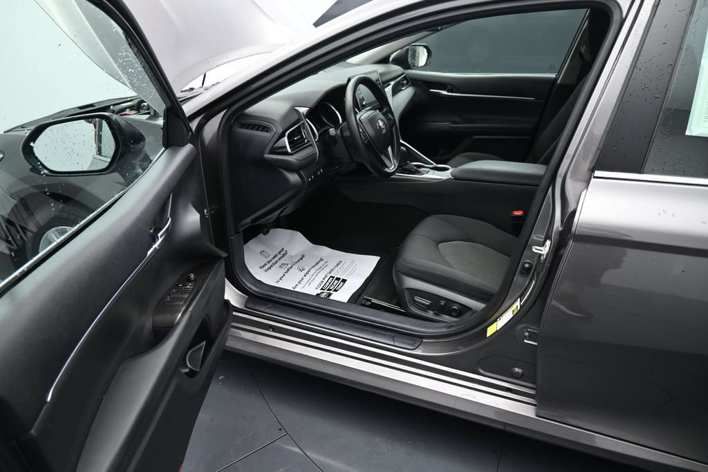 Used 2024 Toyota Camry LE FWD image 15