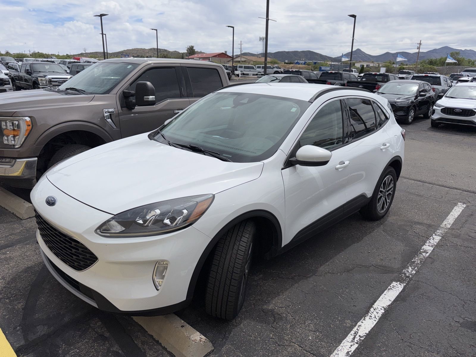 Certified 2020 Ford Escape SEL image 1