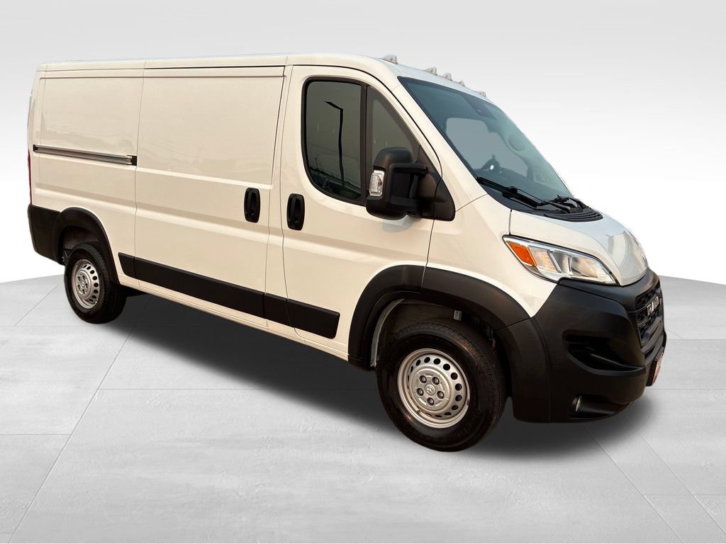 Used 2025 RAM ProMaster 2500 w/ Convenience Group FWD image 8