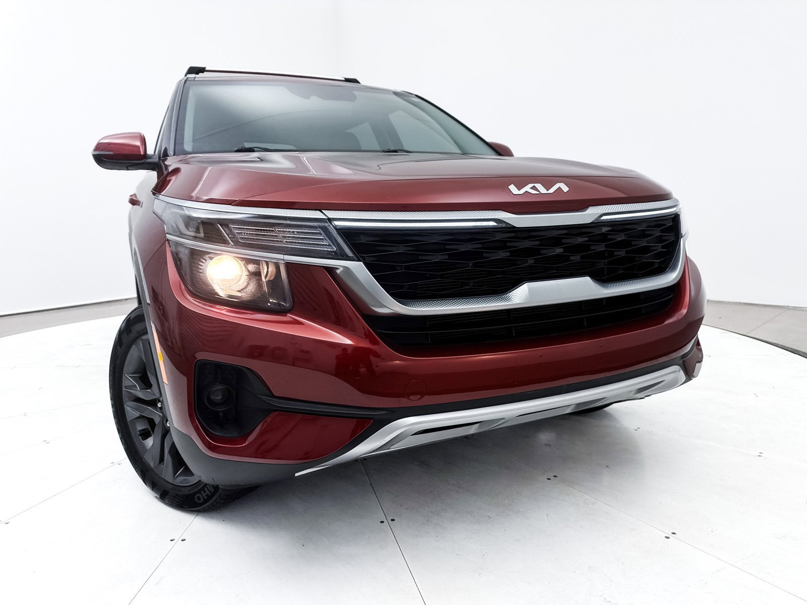 Used 2023 Kia Seltos S w/ Navigation Package image 18