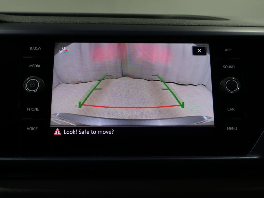 Used 2023 Volkswagen Taos SE w/ Panoramic Sunroof Package image 28