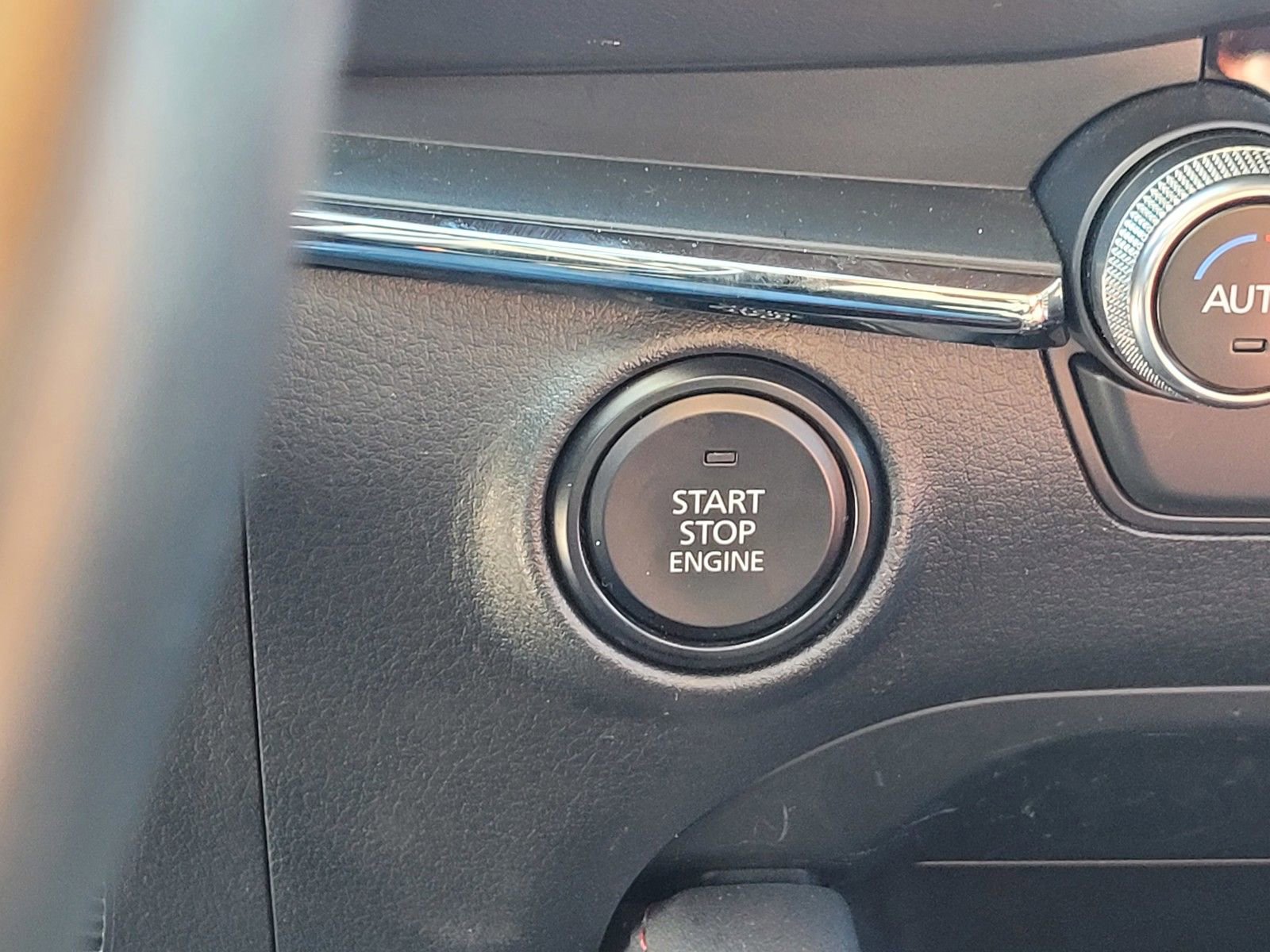 Used 2025 MAZDA MAZDA3 s image 21