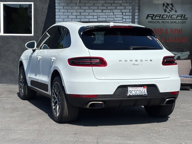 Used 2018 Porsche Macan AWD/4WD image 21