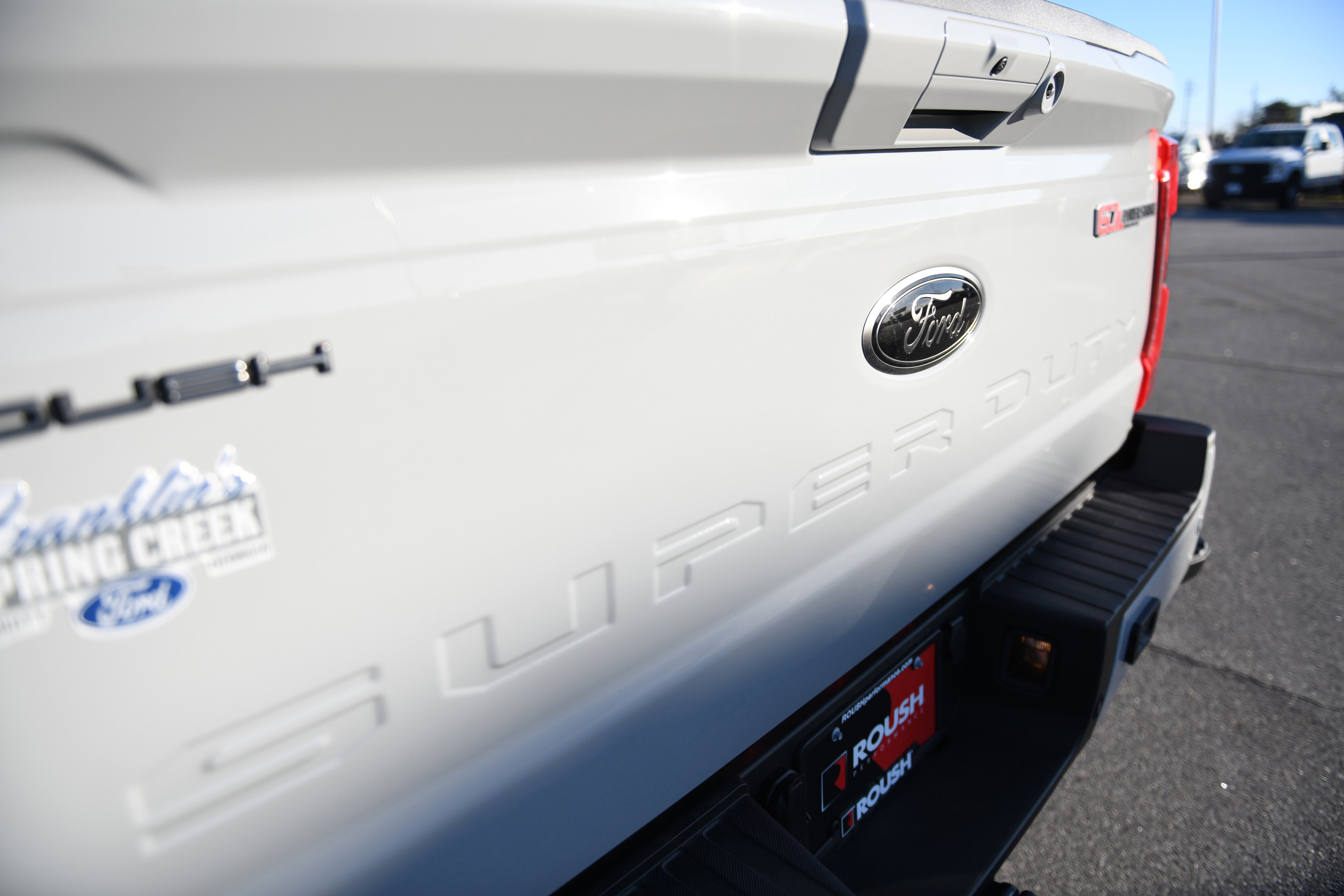 New 2026 Ford F250 Lariat w/ Black Appearance Package image 17