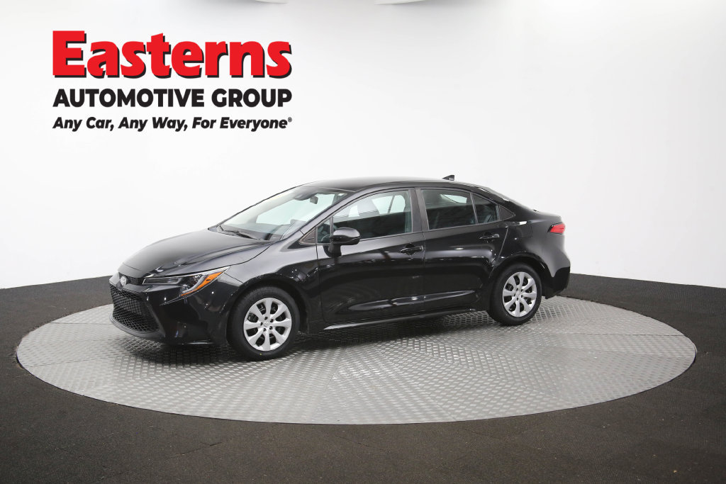 Used 2021 Toyota Corolla LE w/ Carpet Mat Package (TMS) FWD image 60
