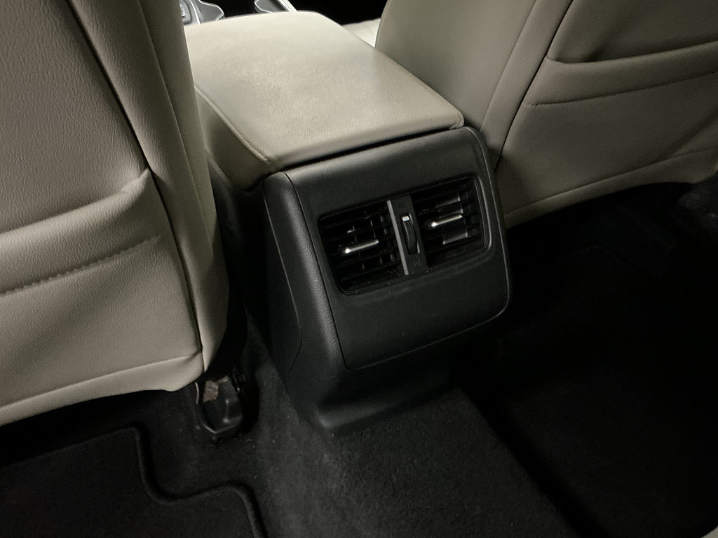 Used 2019 Honda Accord Touring image 17