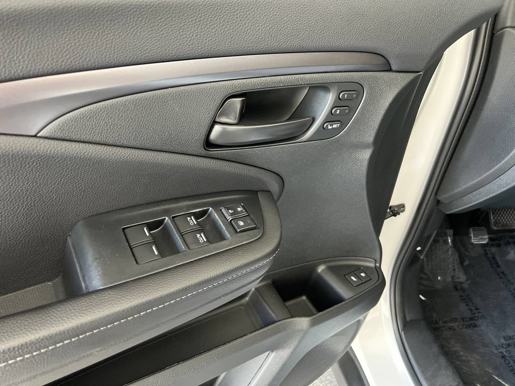 Used 2023 Honda Passport EX-L image 13