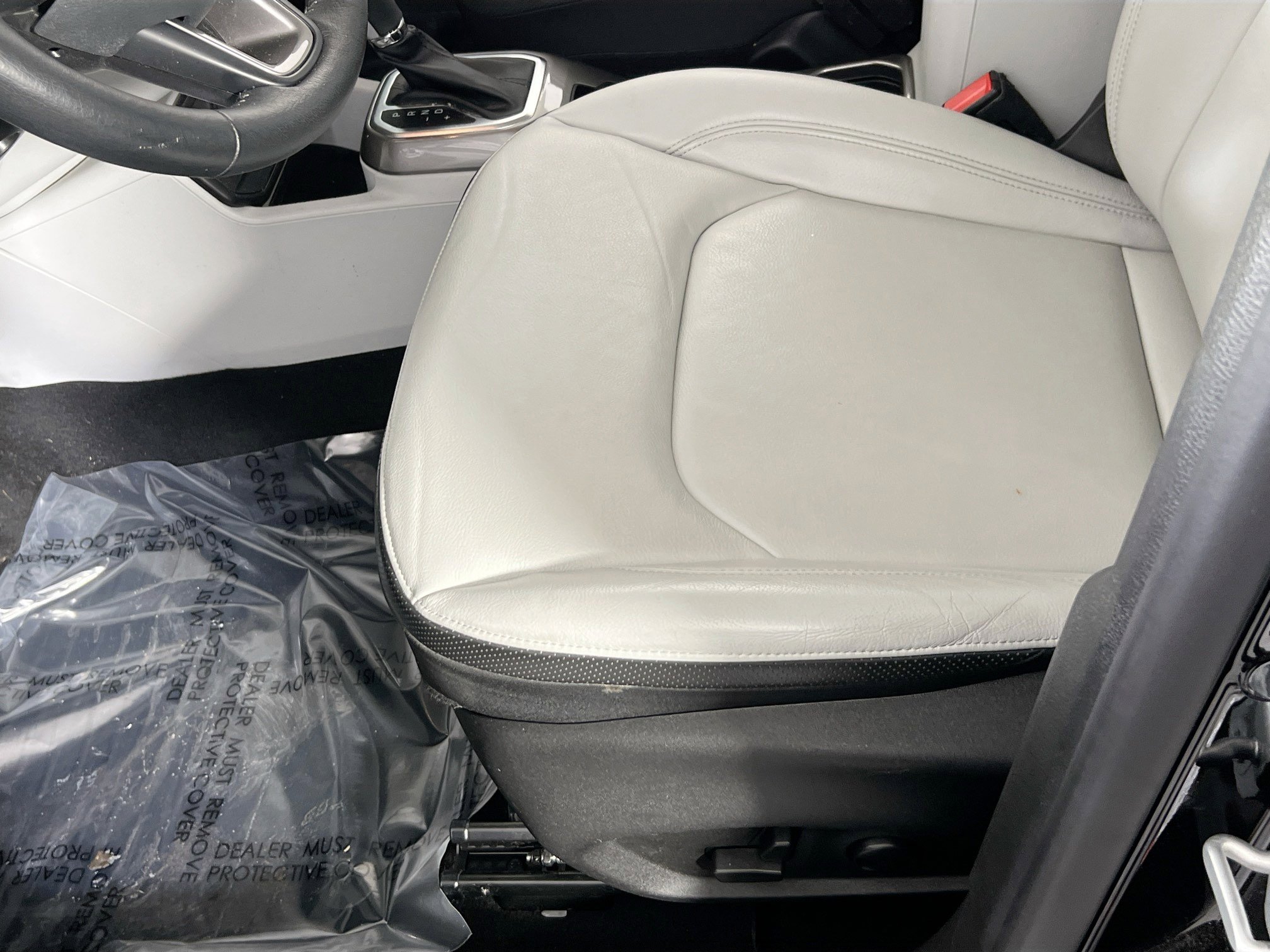Used 2022 Jeep Renegade Limited AWD/4WD image 19