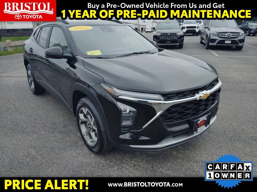 Used 2025 Chevrolet Trax LT w/ LT Convenience Package