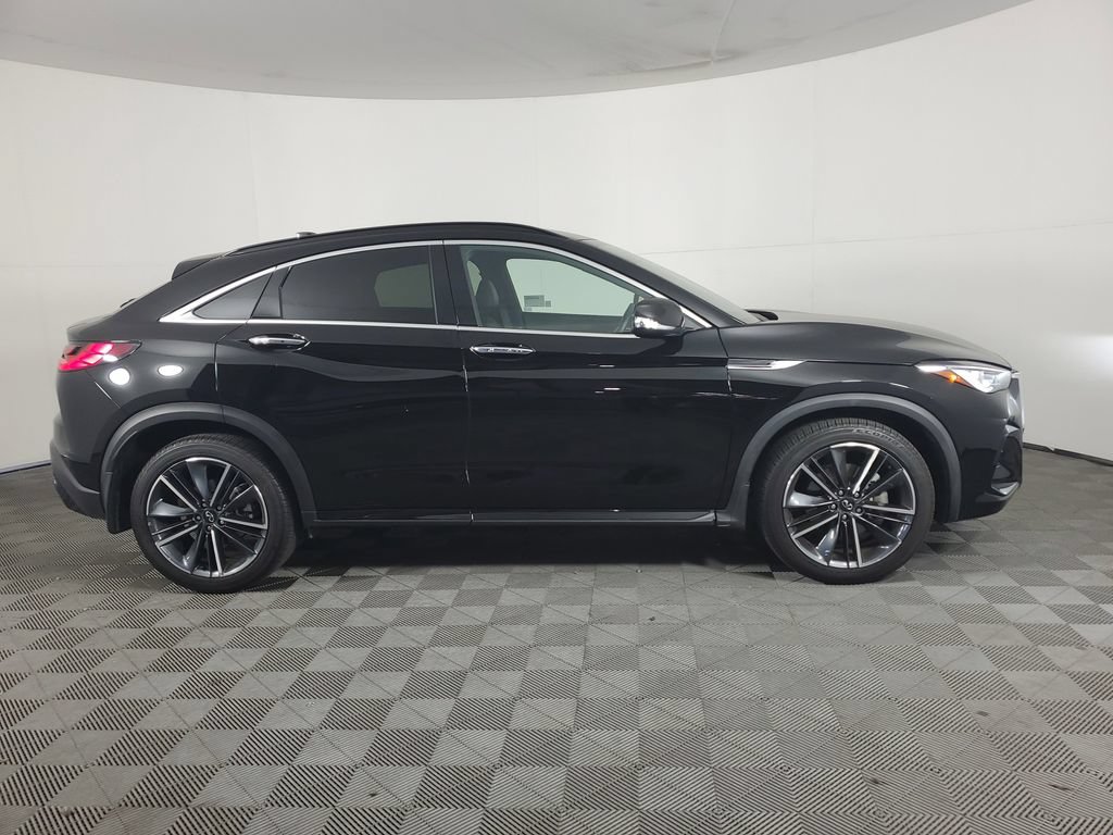 Used 2025 INFINITI QX55 Luxe w/ Cargo Package AWD/4WD image 3
