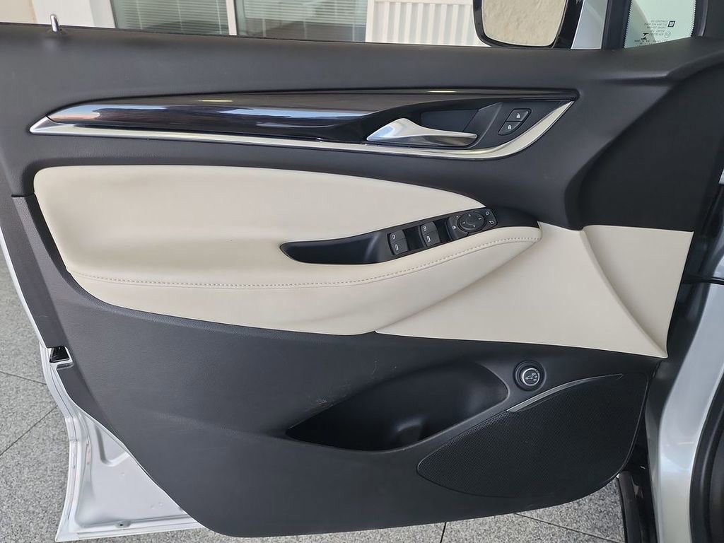 Certified 2022 Buick Enclave Essence w/ Sport Touring Edition image 21