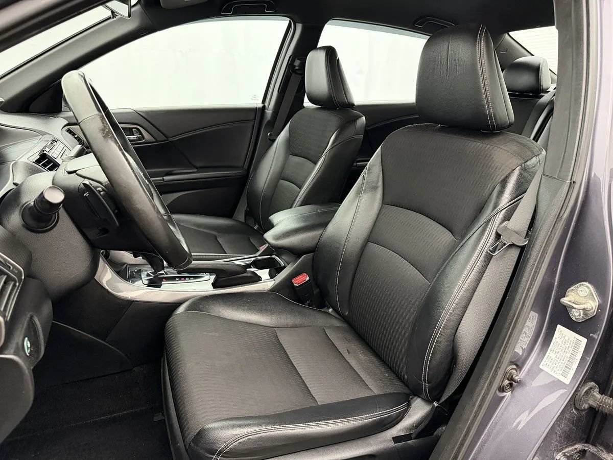 Used 2016 Honda Accord Sport image 9