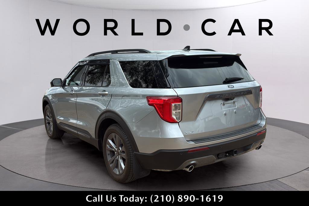 Used 2022 Ford Explorer XLT w/ Equipment Group 202A image 13
