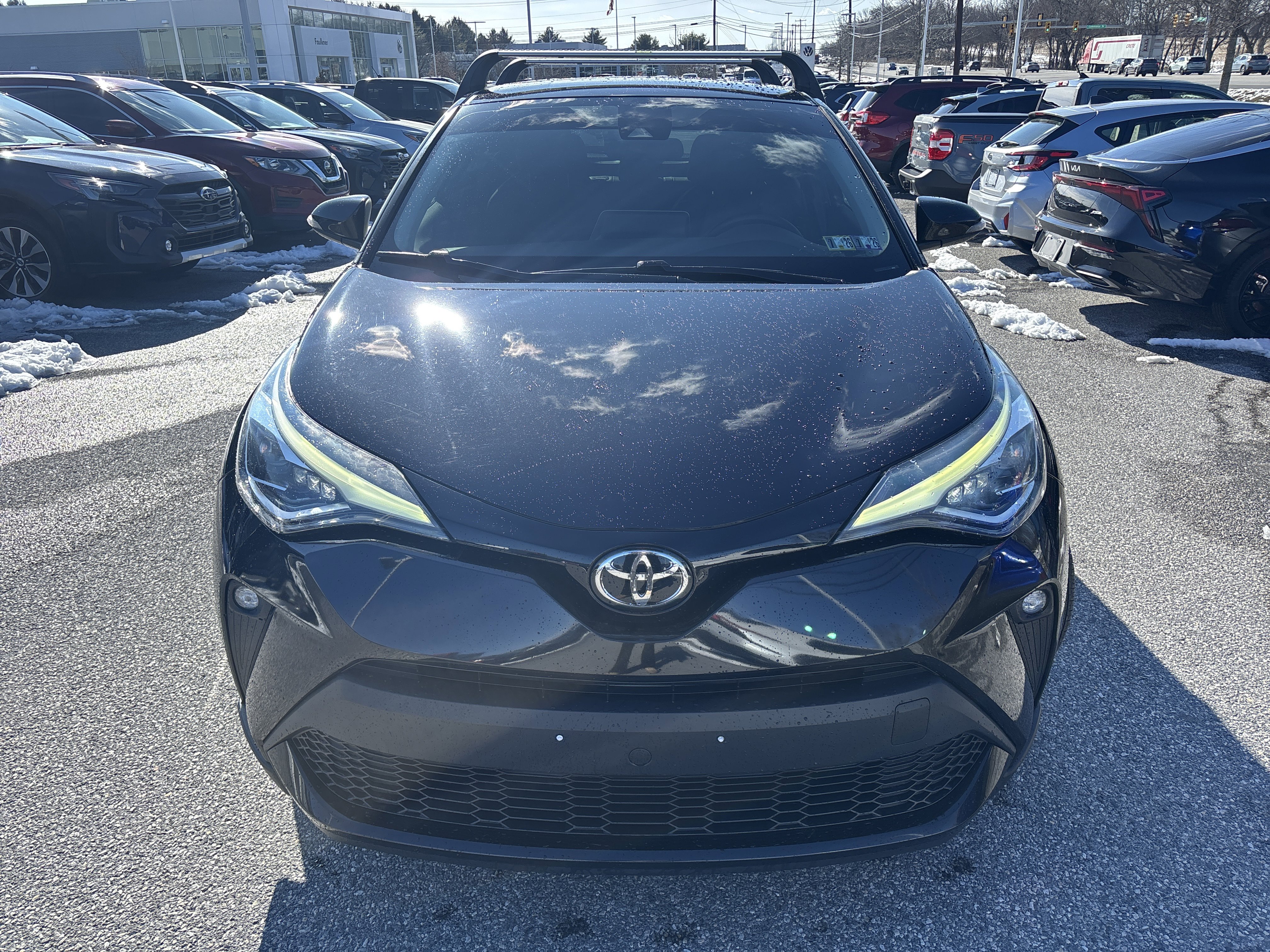 Used 2021 Toyota C-HR Limited image 4