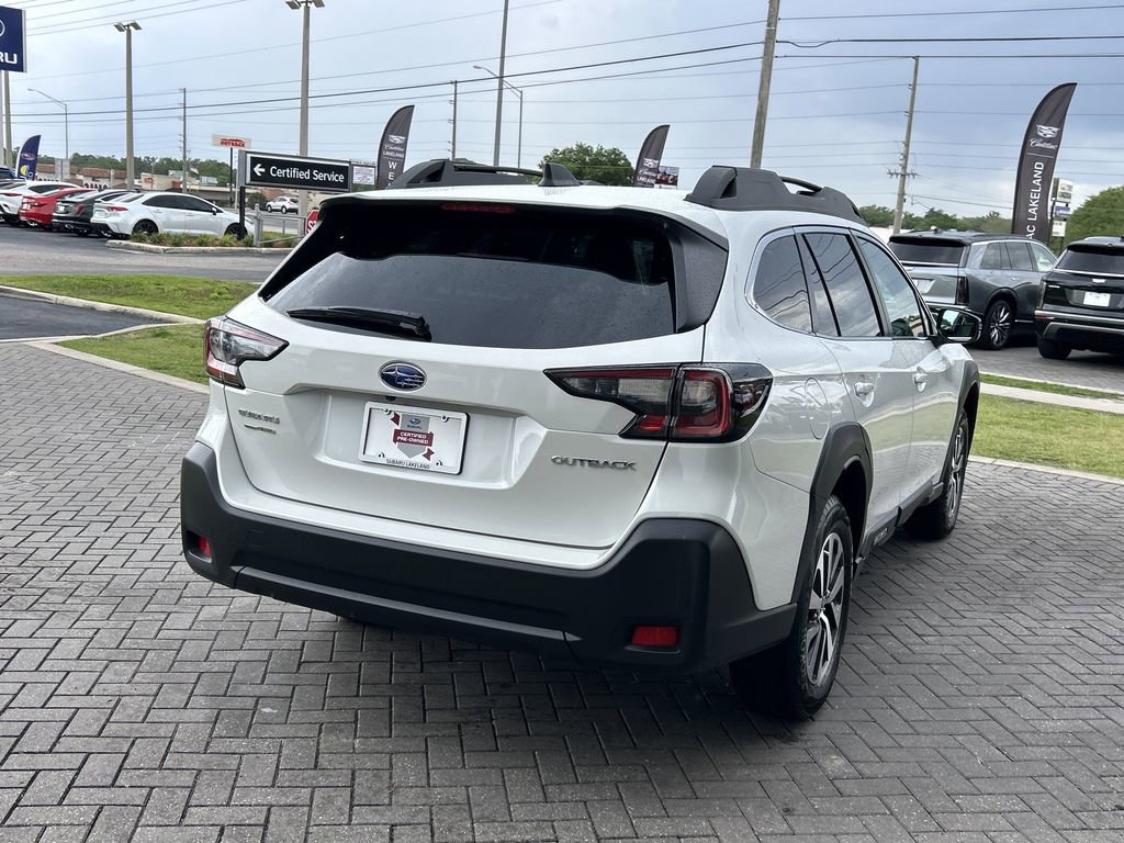 Certified 2025 Subaru Outback Premium image 6