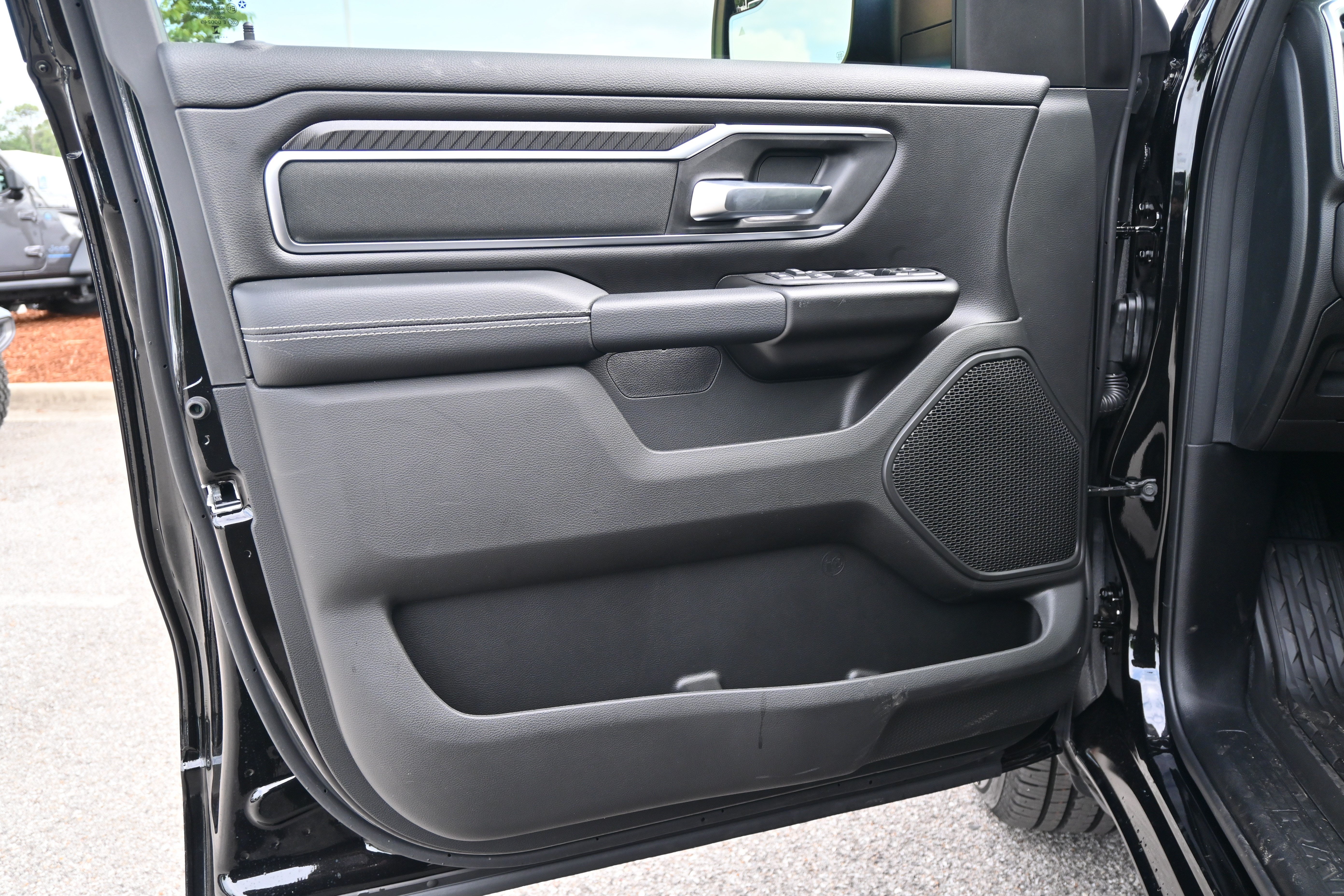 New 2026 RAM 1500 Big Horn AWD/4WD image 13