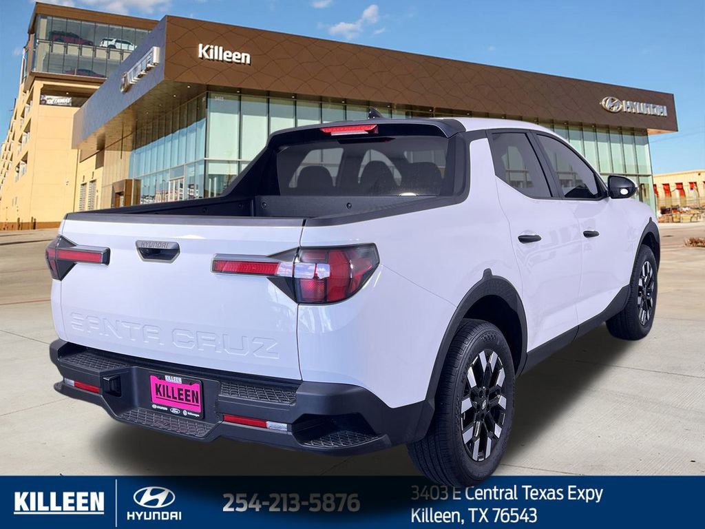 Used 2025 Hyundai Santa Cruz SE image 10