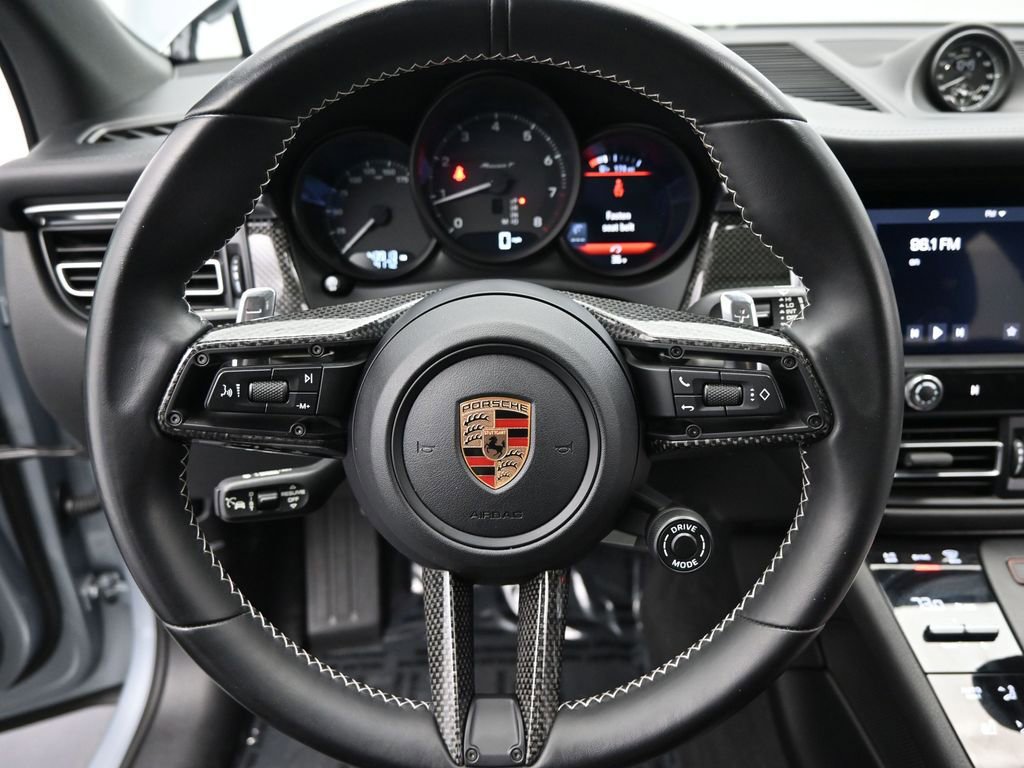 Used 2024 Porsche Macan Turbo image 25