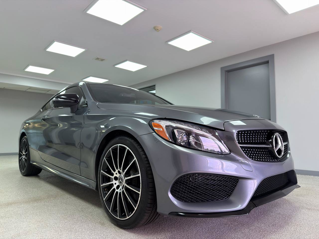 Used 2018 Mercedes-Benz C 300 4MATIC Coupe image 4
