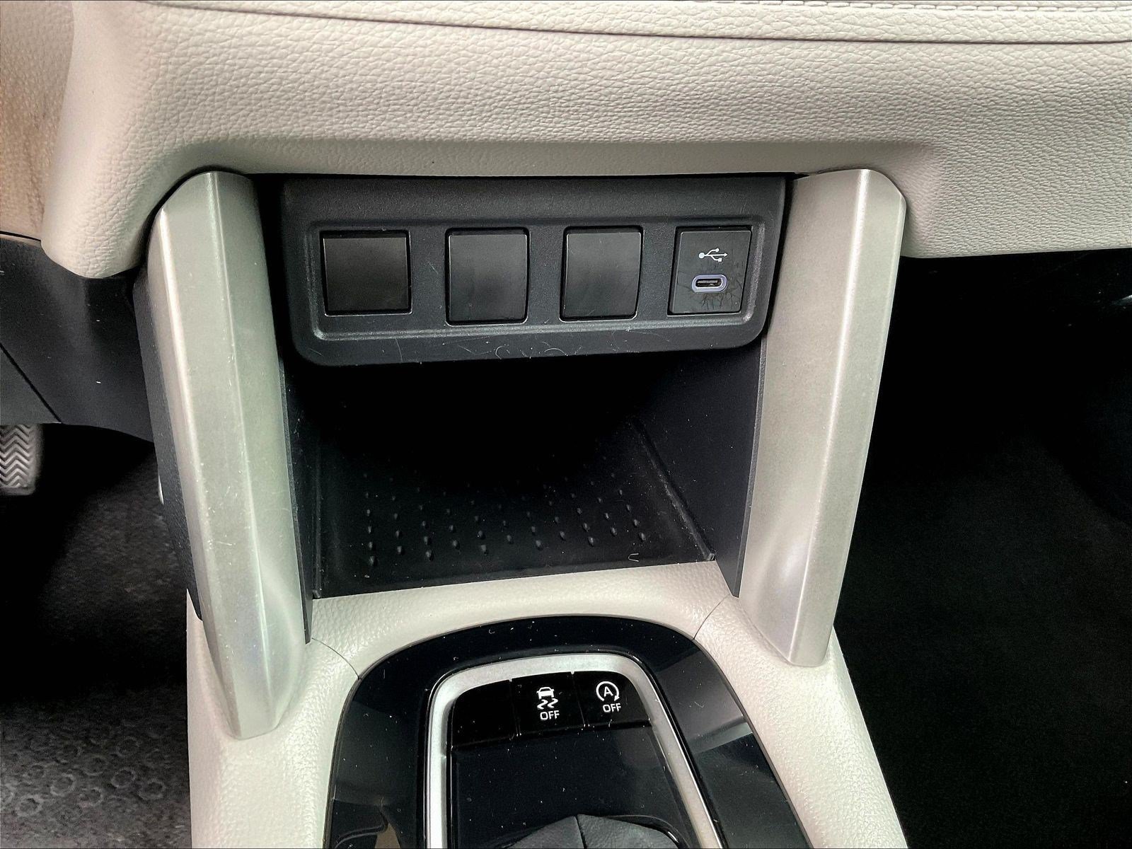 Used 2024 Toyota Corolla Cross L FWD image 15