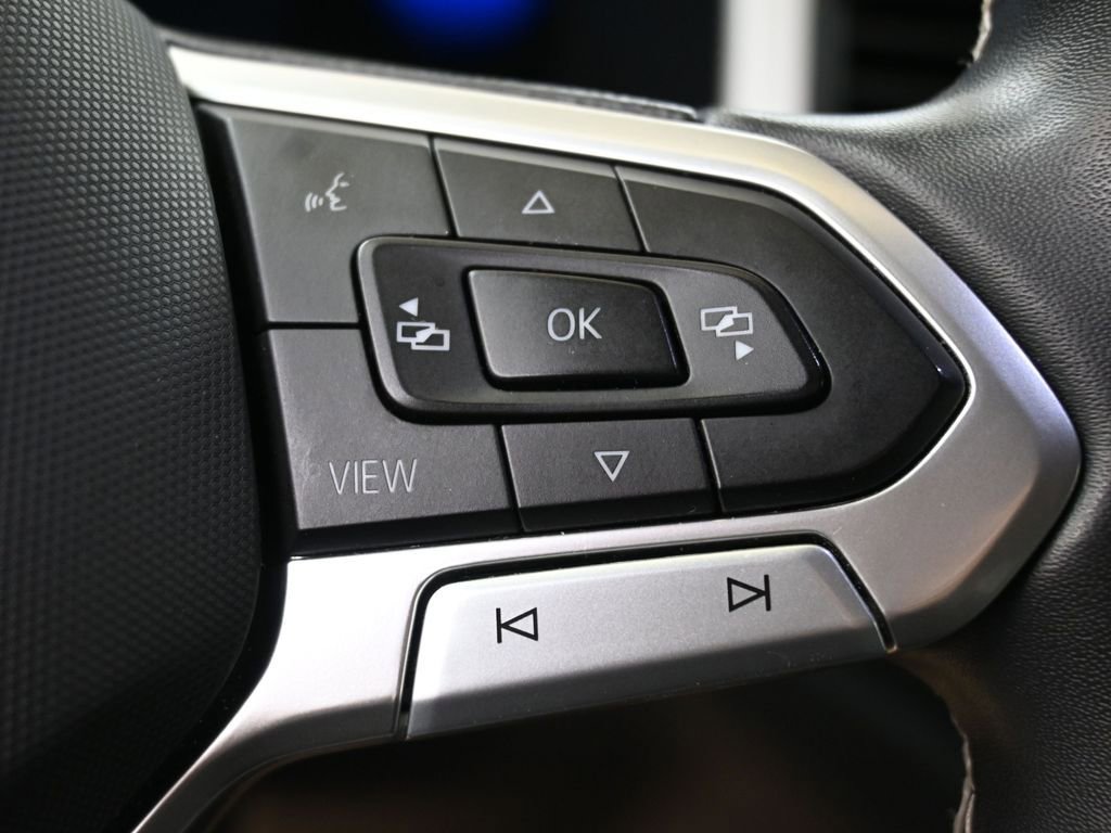 Used 2022 Volkswagen Atlas SE image 26