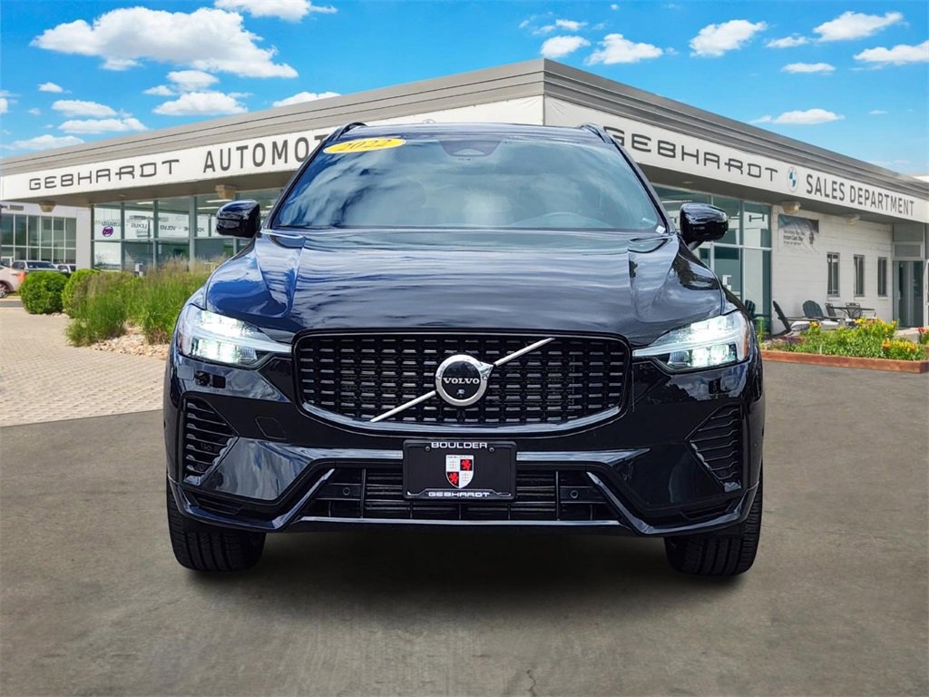 Used 2022 Volvo XC60 T8 R-Design w/ Advanced Package video 2