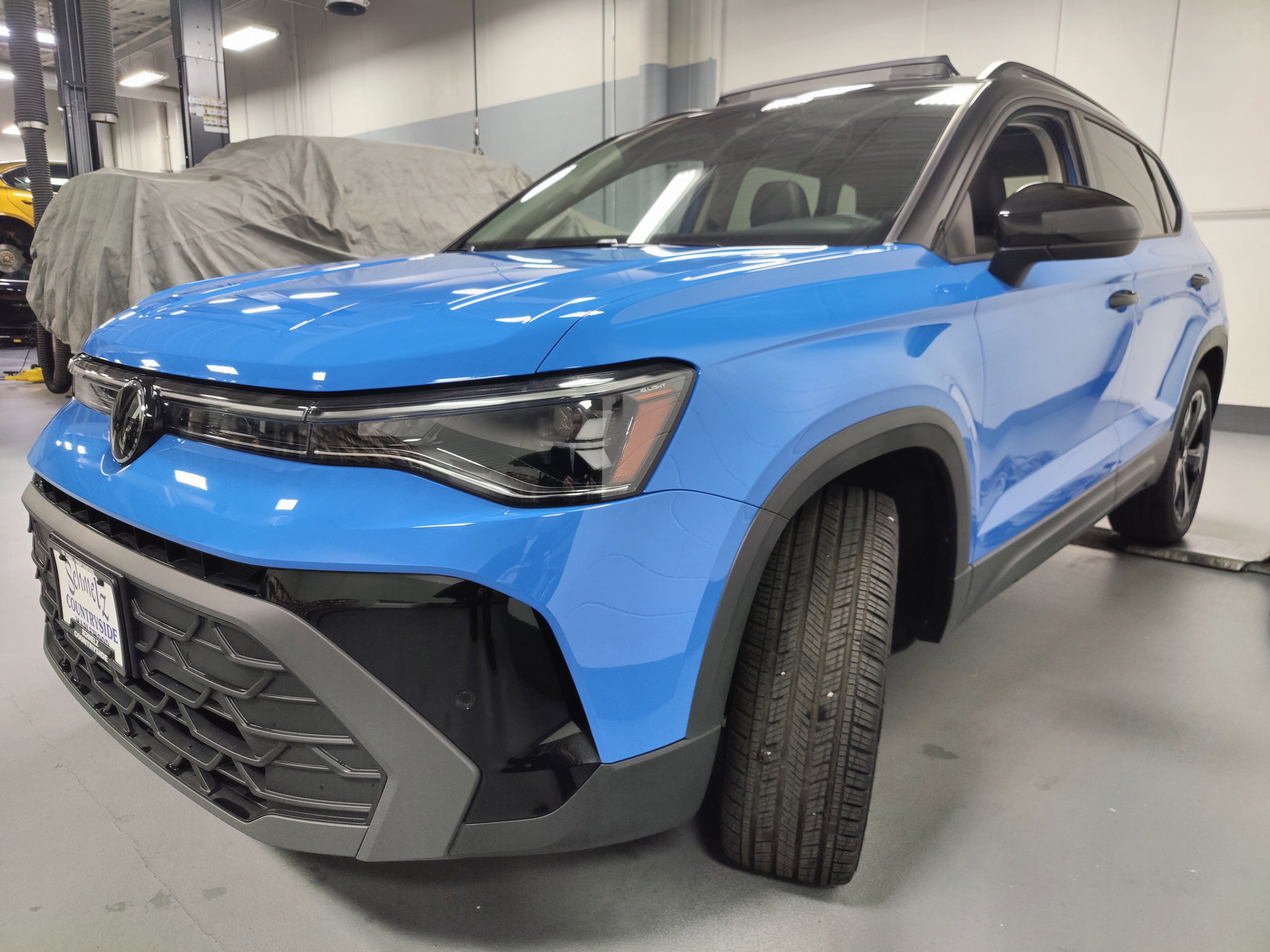 Used 2025 Volkswagen Taos SE AWD/4WD image 10