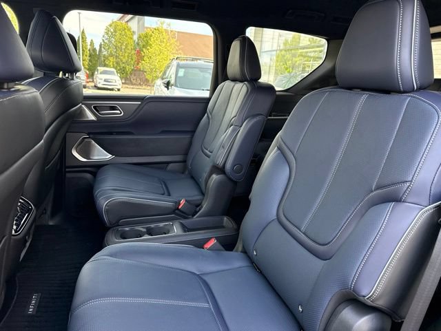New 2026 INFINITI QX80 4WD w/ Sport Exterior Package image 11