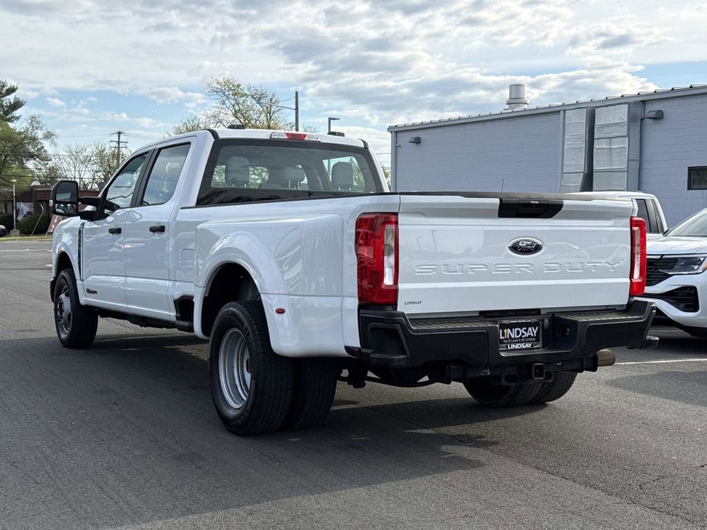 Used 2023 Ford F350 XL RWD image 5