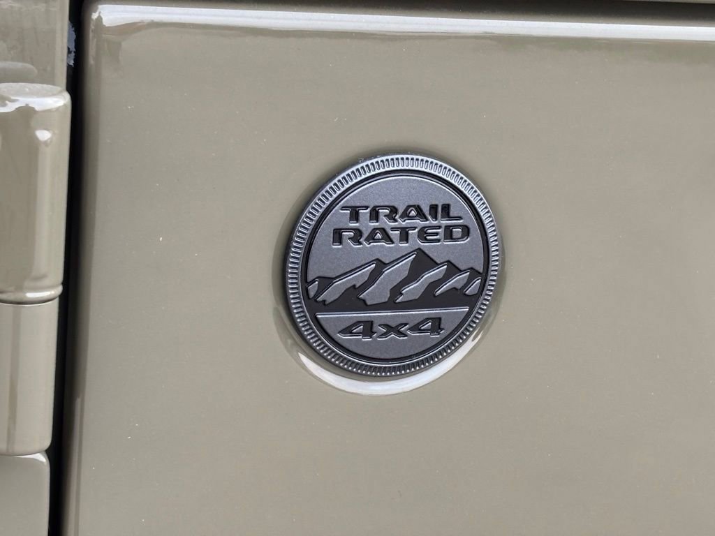 New 2026 Jeep Gladiator Sport image 9