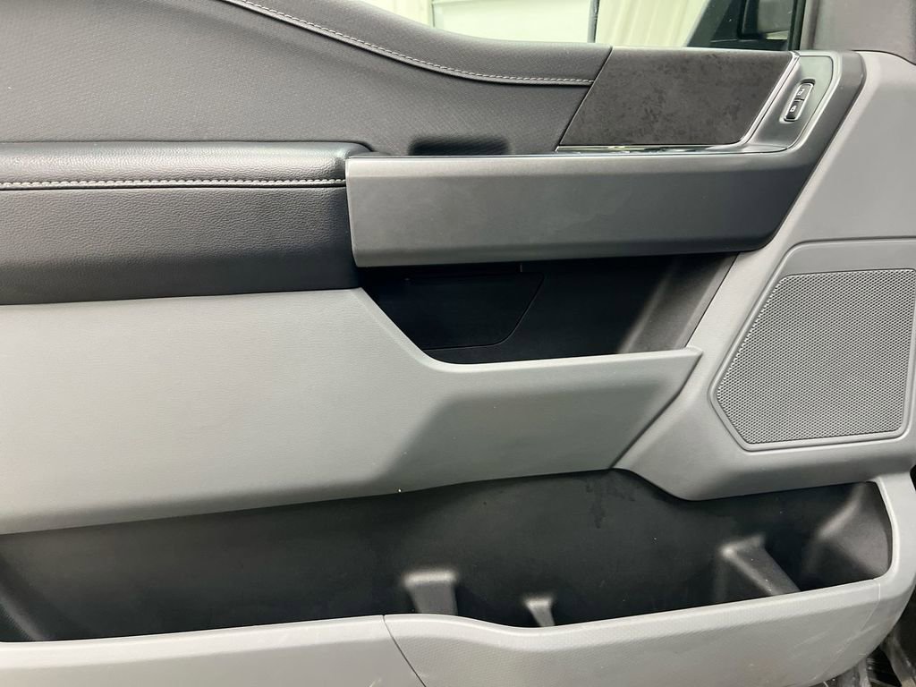 Used 2025 Ford F150 XLT w/ Equipment Group 301A Standard image 20