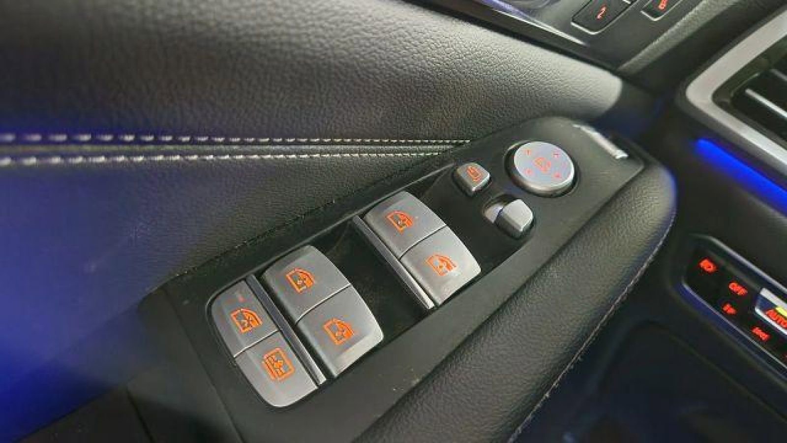 Used 2019 BMW X7 xDrive40i w/ Premium Package image 73