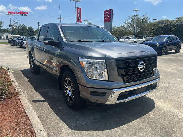 Used 2020 Nissan Titan SV w/ SV Convenience Package