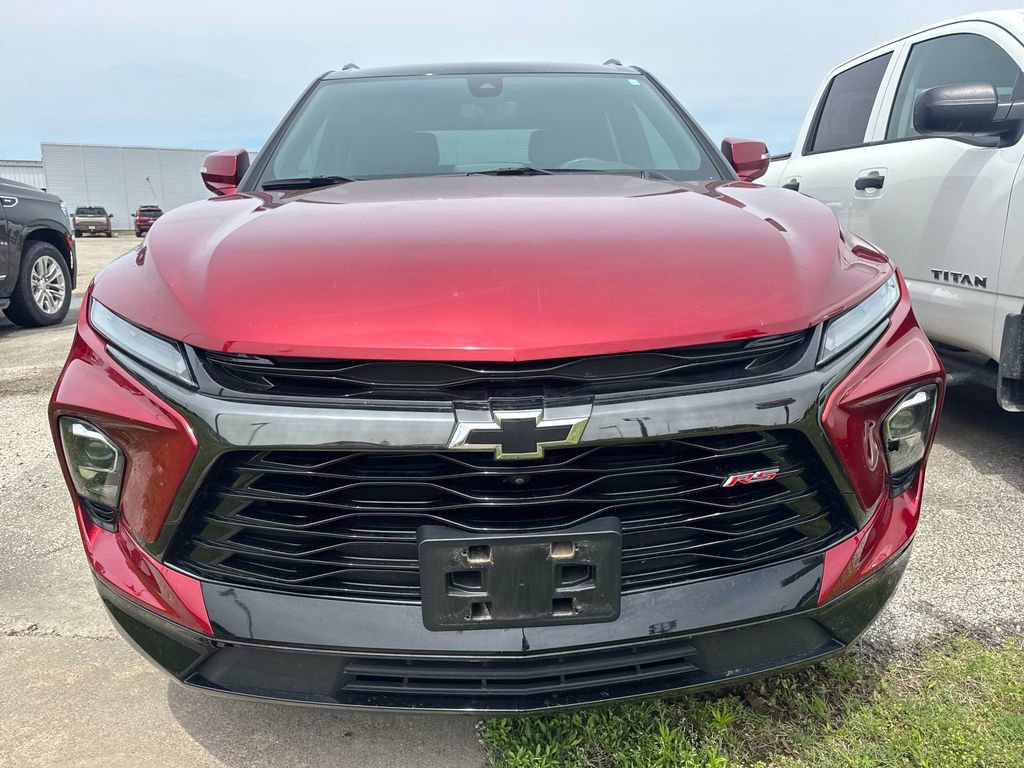Used 2024 Chevrolet Blazer RS w/ Driver Confidence II Package FWD image 2