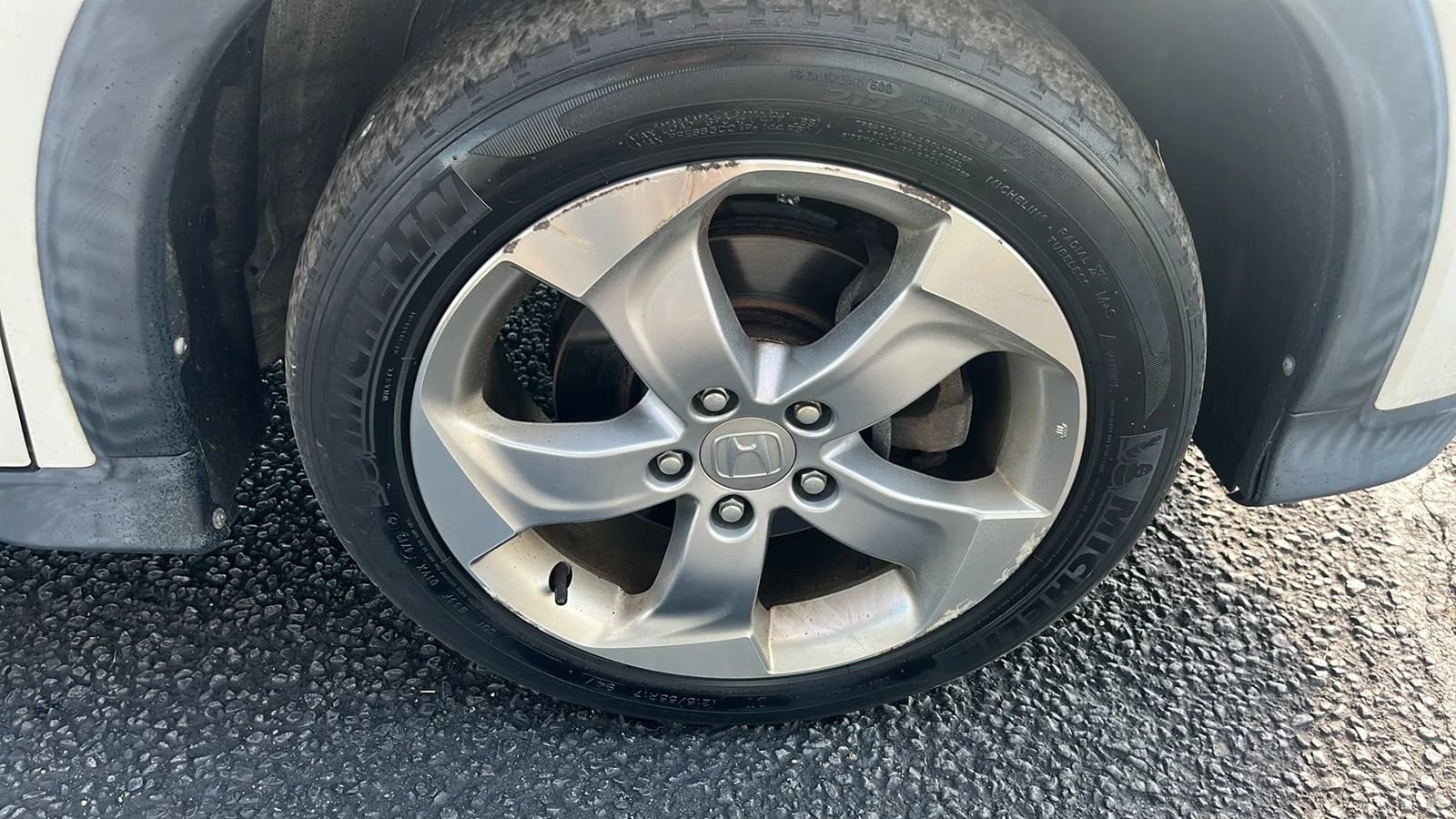Used 2017 Honda HR-V EX image 8